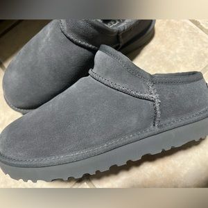 UGG Gray Classic Slipper UGGplush